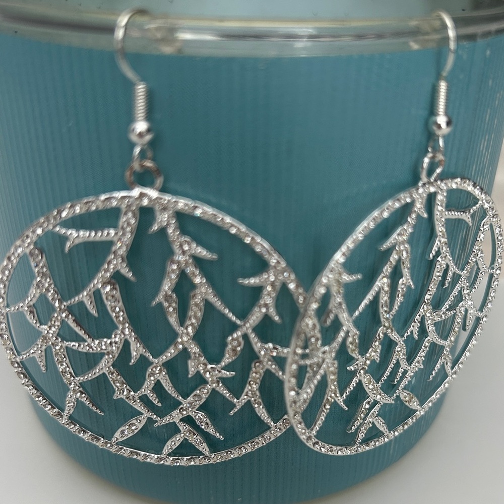 Elegant Silver Filigree Earrings